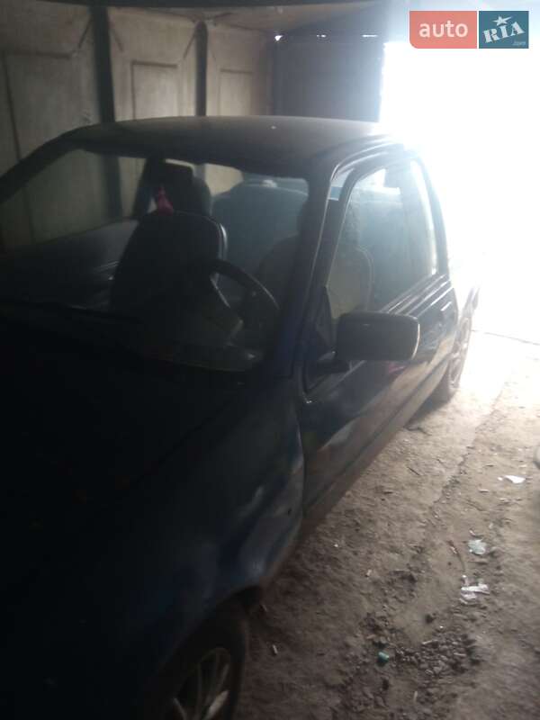 Хэтчбек Ford Fiesta 1992 в Черновцах