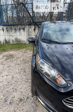 Седан Ford Fiesta 2018 в Днепре