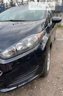 Седан Ford Fiesta 2018 в Днепре