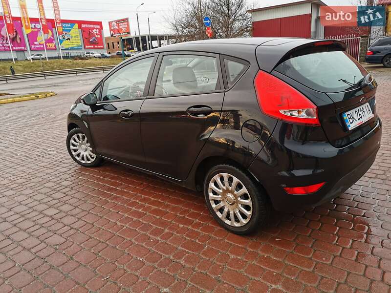 Хэтчбек Ford Fiesta 2009 в Ровно фото 5 Хэтчбек Ford Fiesta 2009 в Ровно