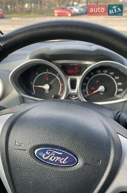 Хэтчбек Ford Fiesta 2011 в Житомире