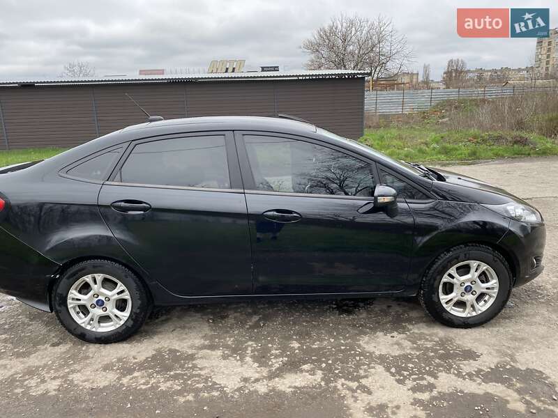 Седан Ford Fiesta 2016 в Кривом Роге фото 3 Седан Ford Fiesta 2016 в Кривом Роге