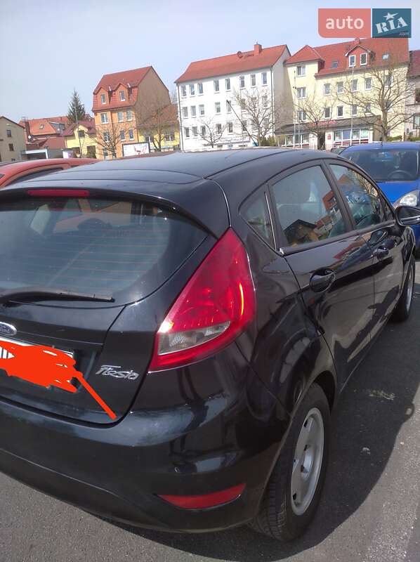 Хэтчбек Ford Fiesta 2011 в Херсоне фото 2 Хэтчбек Ford Fiesta 2011 в Херсоне