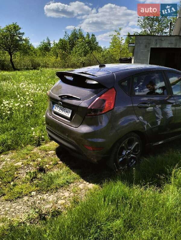 Хетчбек Ford Fiesta 2018 в Івано-Франківську