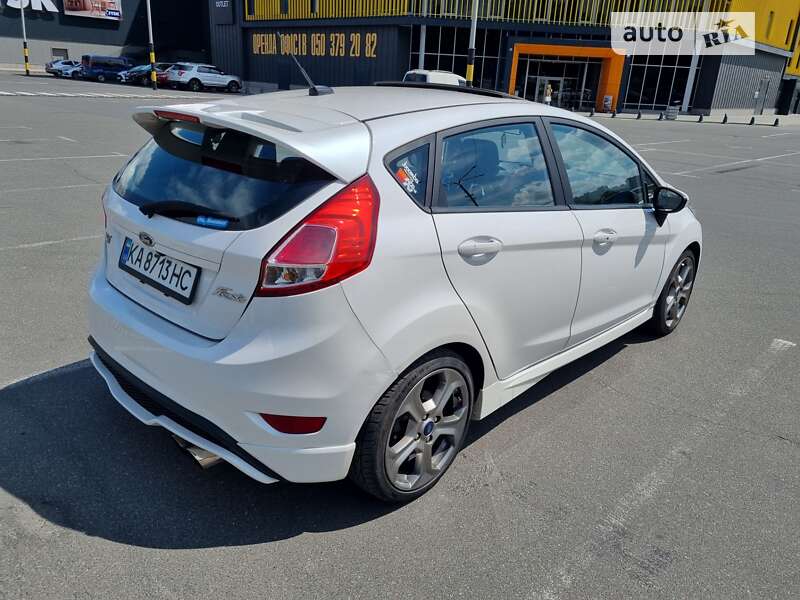 Хэтчбек Ford Fiesta 2019 в Киеве