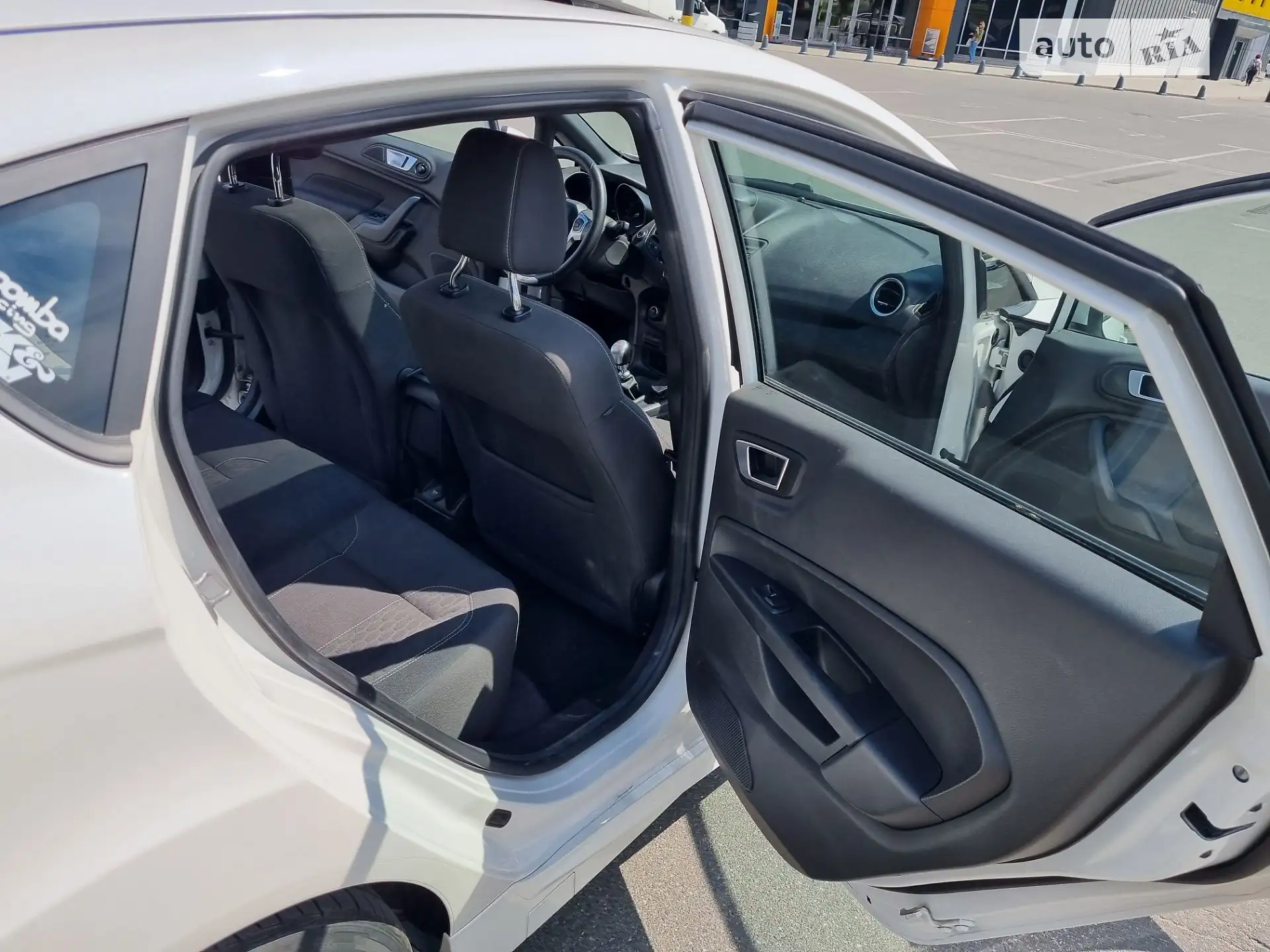 2019 Ford Fiesta - мініатюра 11