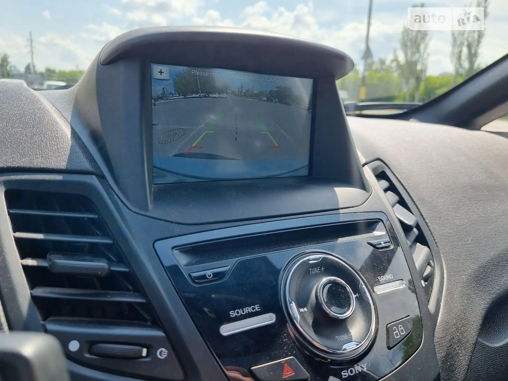 2019 Ford Fiesta - мініатюра 18