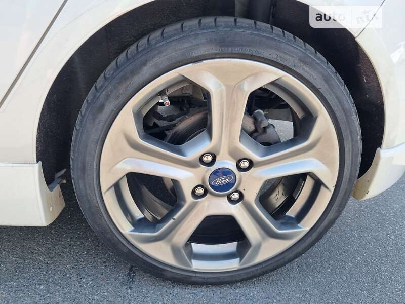 Хэтчбек Ford Fiesta 2019 в Киеве