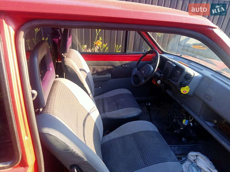 Хэтчбек Ford Fiesta 1983 в Лубнах