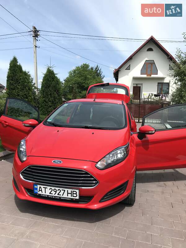 Хэтчбек Ford Fiesta 2014 в Ивано-Франковске