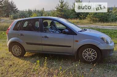 Хэтчбек Ford Fiesta 2006 в Сумах