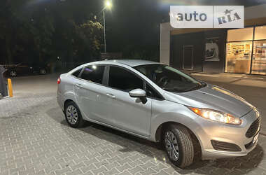 Хэтчбек Ford Fiesta 2019 в 