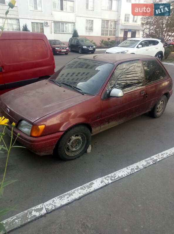 Хэтчбек Ford Fiesta 1990 в Николаеве