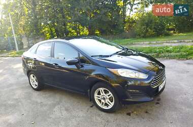 Седан Ford Fiesta 2017 в 