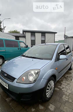 Хэтчбек Ford Fiesta 2006 в Львове