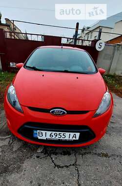 Хэтчбек Ford Fiesta 2010 в Полтаве