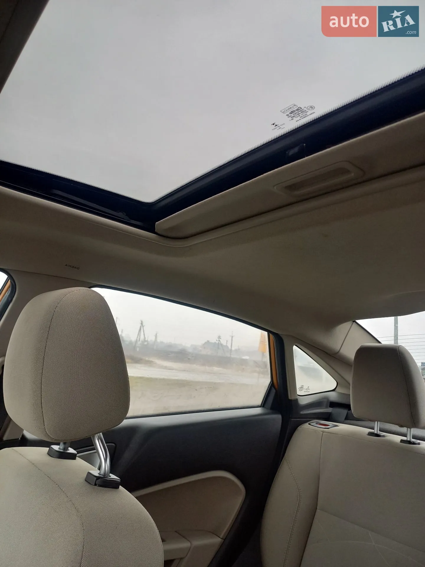 2016 Ford Fiesta - мініатюра 10