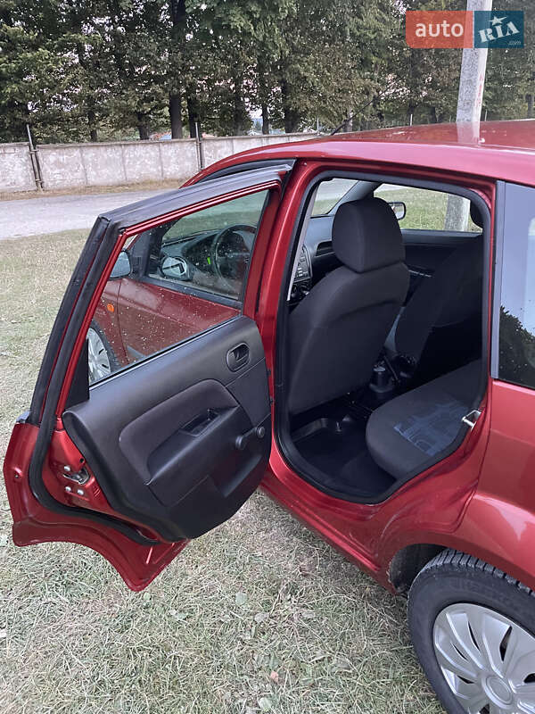 Хетчбек Ford Fiesta 2008 в Полтаві