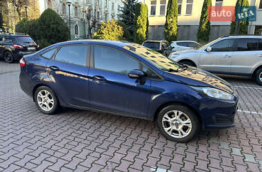 Седан Ford Fiesta 2016 в 