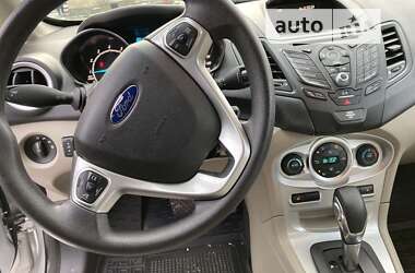 Седан Ford Fiesta 2018 в Львове