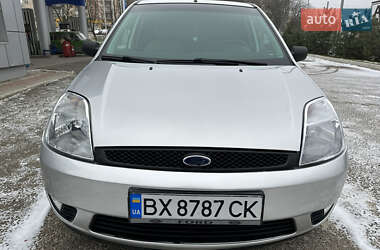 Хэтчбек Ford Fiesta 2002 в Каменец-Подольском