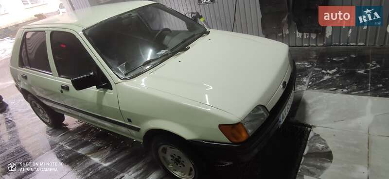 Хэтчбек Ford Fiesta 1991 в Звенигородке