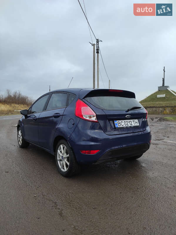 Хэтчбек Ford Fiesta 2016 в Мостиске