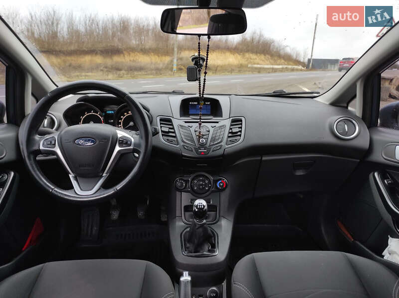 Хэтчбек Ford Fiesta 2016 в Мостиске