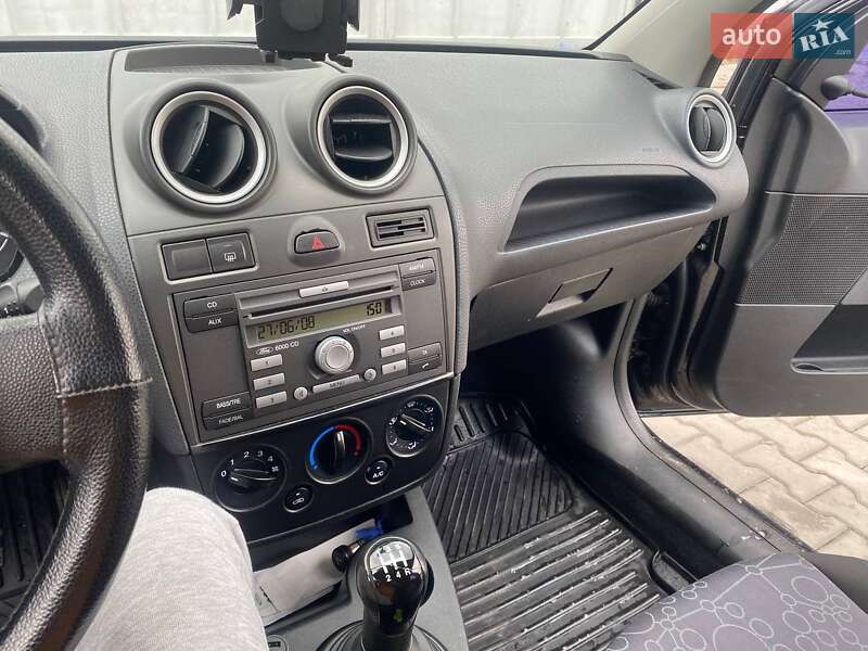 Хэтчбек Ford Fiesta 2008 в Ирпене фото 28 Хэтчбек Ford Fiesta 2008 в Ирпене