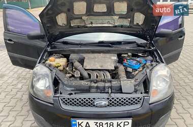 Хэтчбек Ford Fiesta 2008 в Ирпене