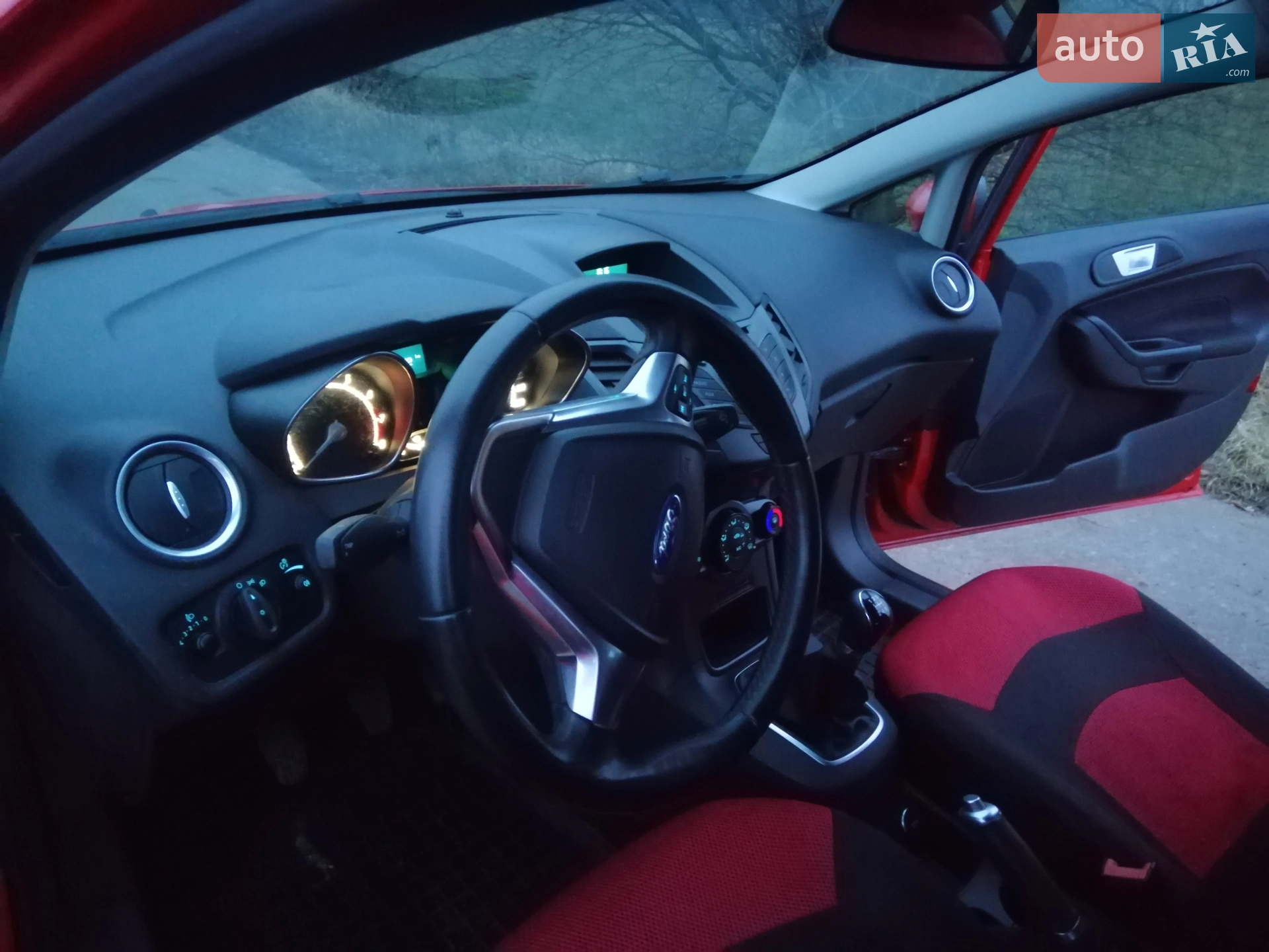 2015 Ford Fiesta - мініатюра 2