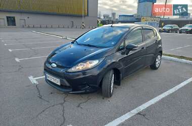 Хэтчбек Ford Fiesta 2008 в Киеве