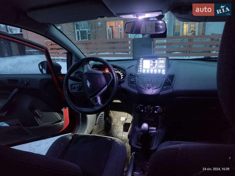 Хетчбек Ford Fiesta 2010 в Львові