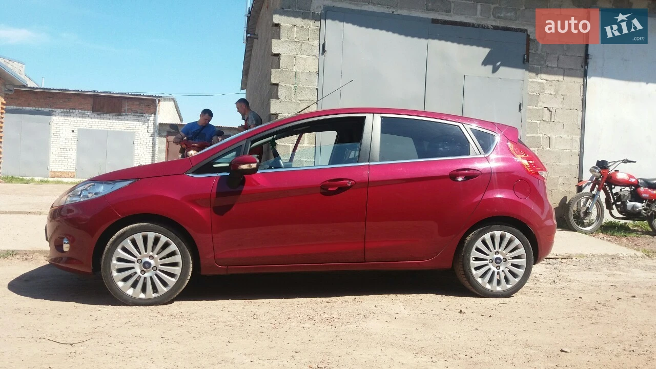 2011 Ford Fiesta - мініатюра 12