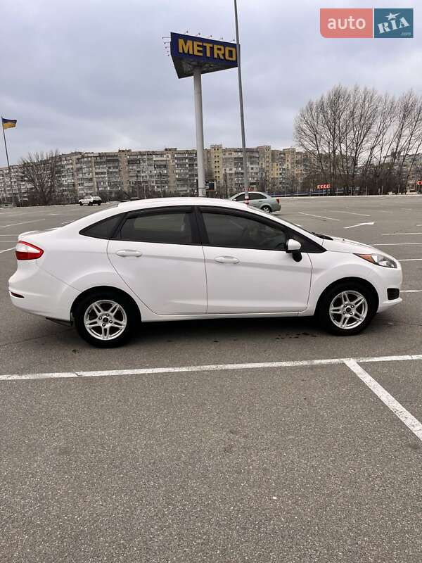 Седан Ford Fiesta 2017 в Броварах