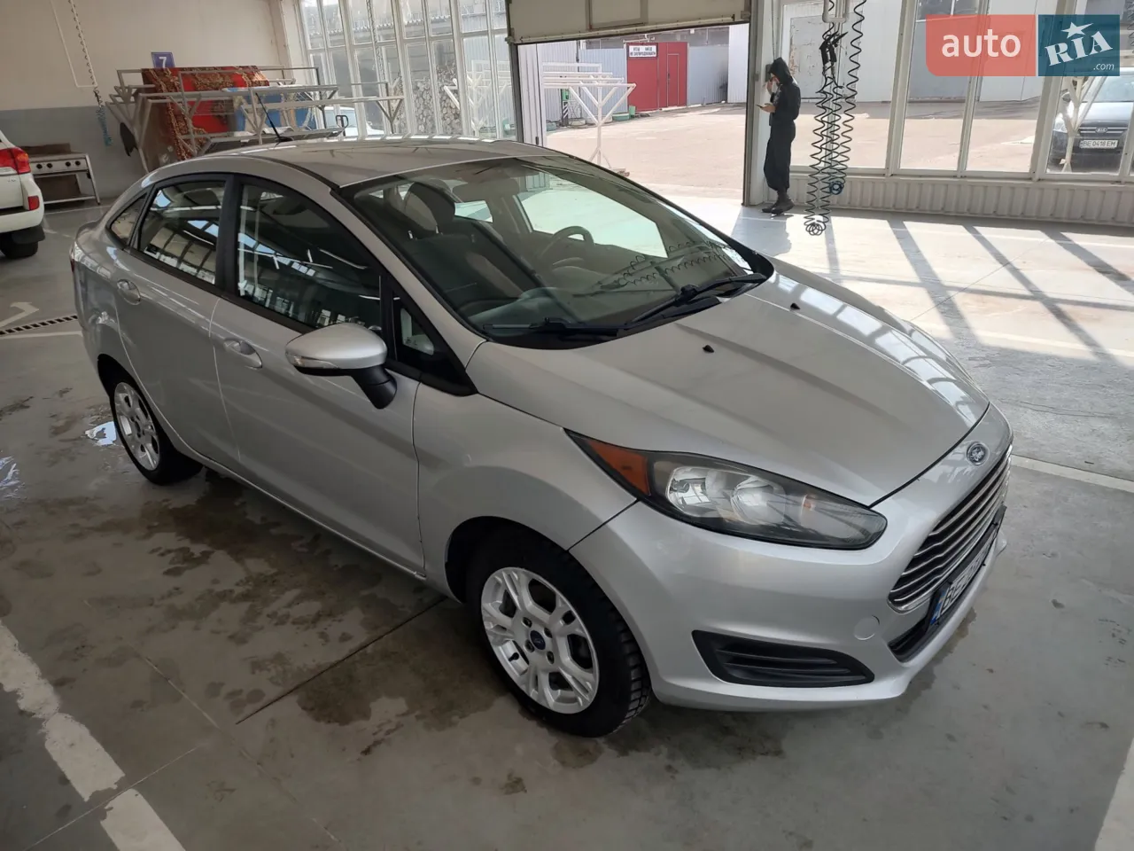 2013 Ford Fiesta - мініатюра 17