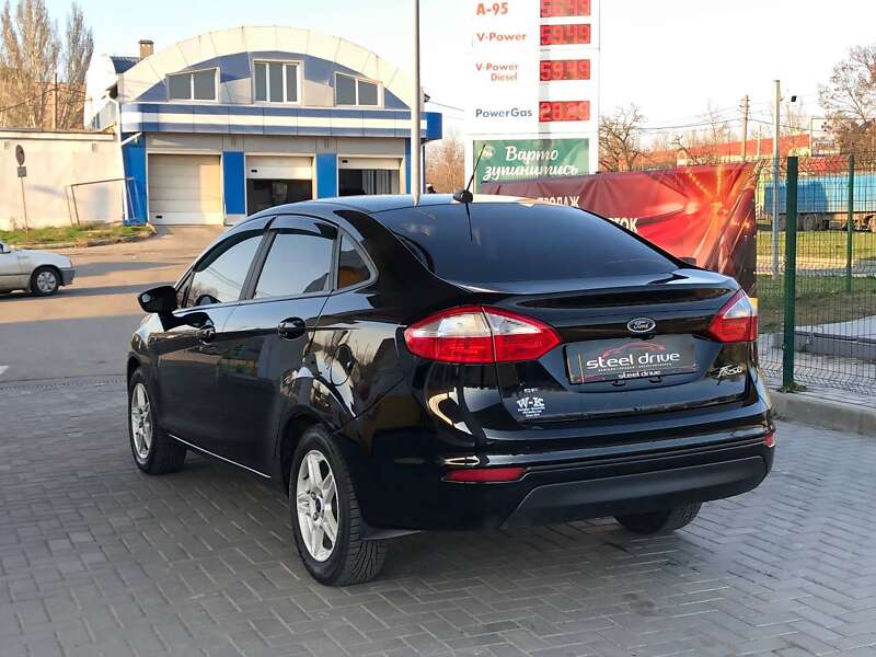 Седан Ford Fiesta 2018 в Николаеве