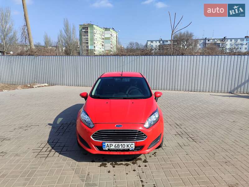 Хэтчбек Ford Fiesta 2015 в Запорожье