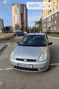 Хэтчбек Ford Fiesta 2002 в Чернигове