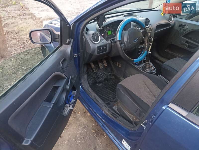 Хэтчбек Ford Fiesta 2007 в Хмельницком