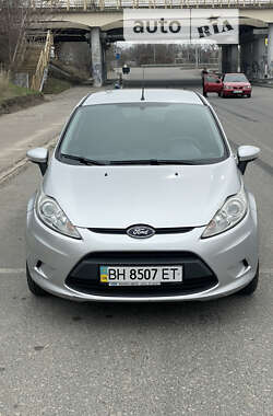 Хэтчбек Ford Fiesta 2012 в Одессе