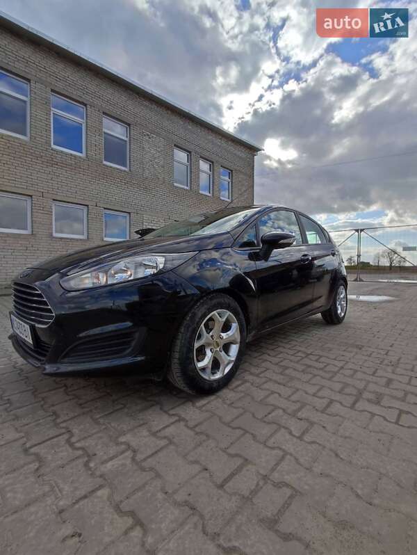 Хетчбек Ford Fiesta 2013 в Нововолинську