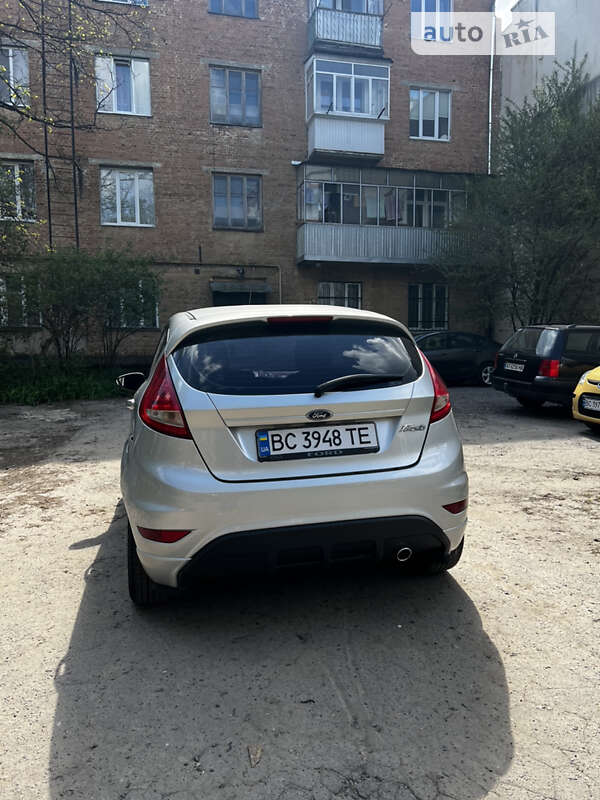 Хэтчбек Ford Fiesta 2010 в Львове фото 6 Хэтчбек Ford Fiesta 2010 в Львове