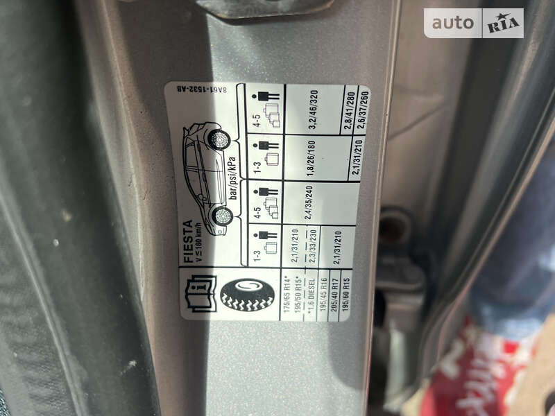 Хэтчбек Ford Fiesta 2010 в Львове фото 17 Хэтчбек Ford Fiesta 2010 в Львове