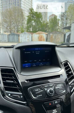 Хетчбек Ford Fiesta 2019 в Києві