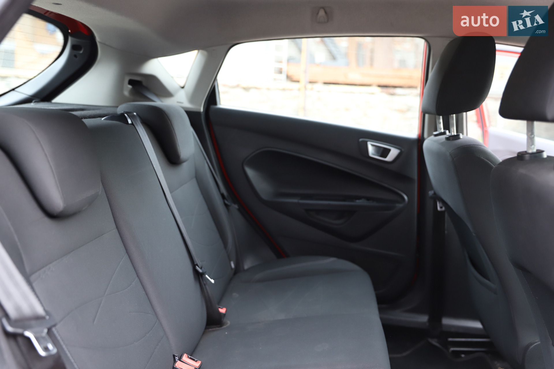 2016 Ford Fiesta - мініатюра 27