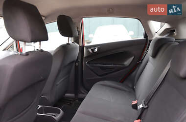 Хэтчбек Ford Fiesta 2016 в Львове