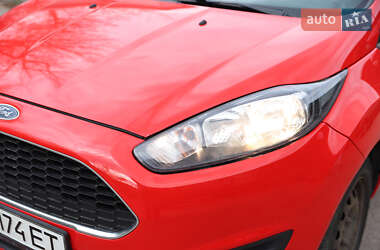 Хэтчбек Ford Fiesta 2016 в Львове