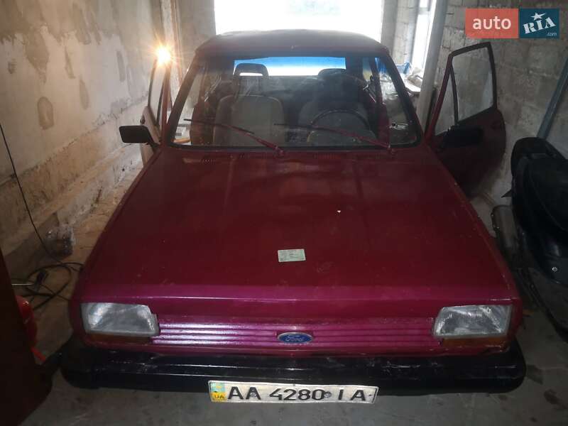 Хэтчбек Ford Fiesta 1981 в Хмельнике