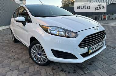 Хетчбек Ford Fiesta 2014 в Хмельницькому